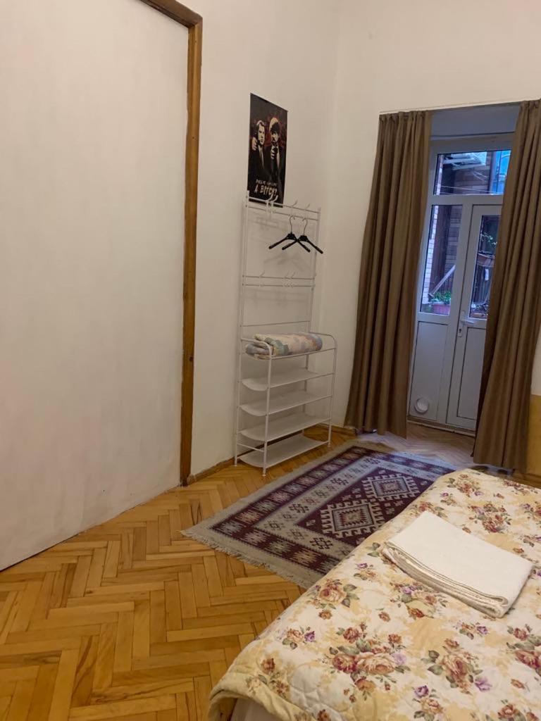 Leila Apartment Tbilisi Esterno foto
